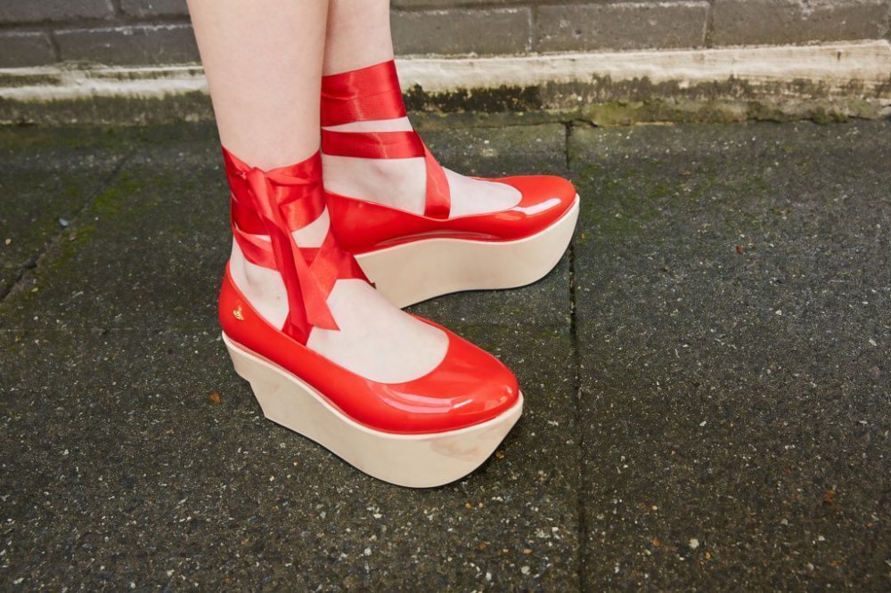 Melissa х Vivienne Westwood  воссоздали культовую модель обуви из 80-х