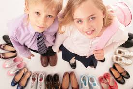 Спрос на детскую одежду и обувь в Интернете растет