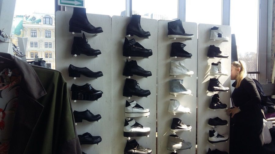 Фестиваль концептуальной моды в Москве представил  дизайнерские бренды обуви