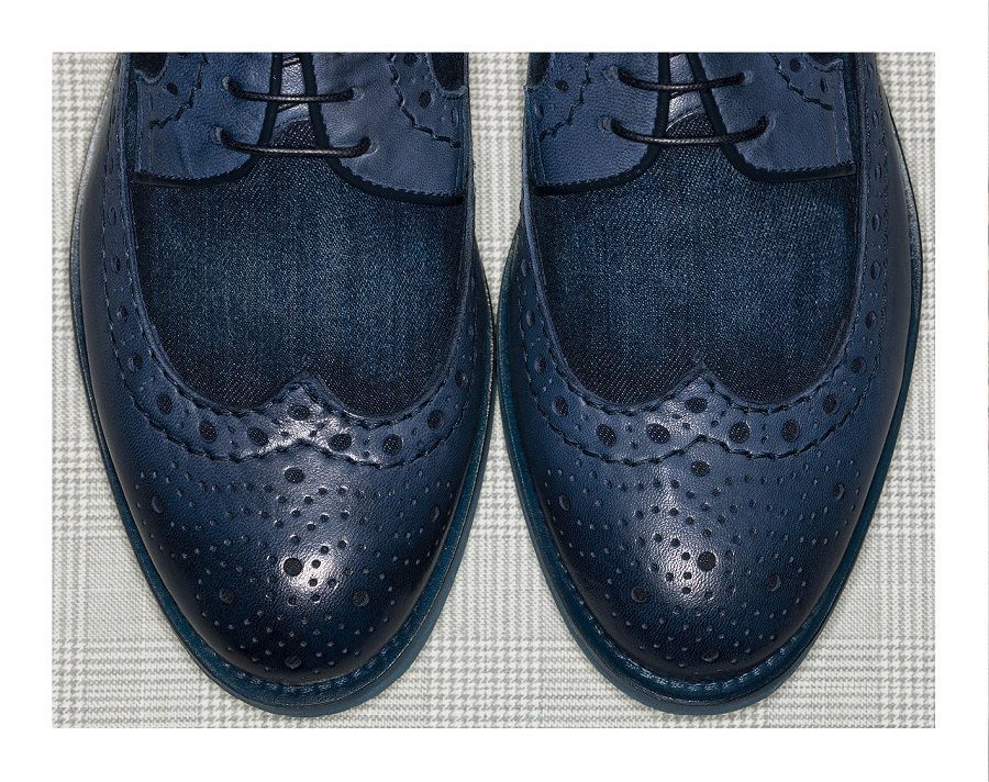 Итальянский бренд Doucal’s представил коллекцию обуви из денима