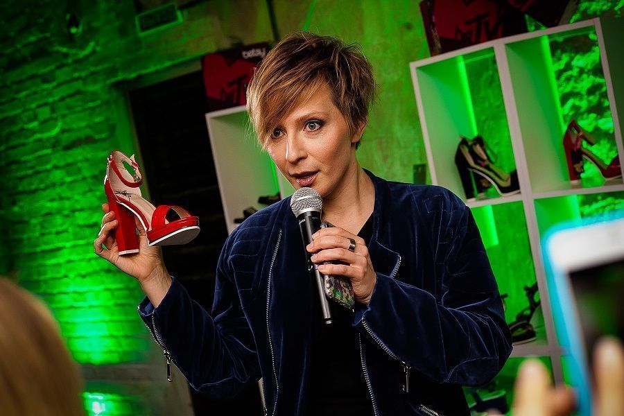 Яна Чурикова,  MTV и  Betsy представили коллекцию обуви весна-лето 2017
