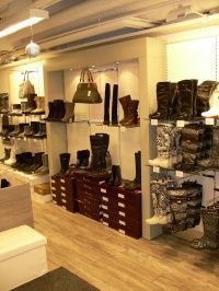 «Дочка» российского производителя обуви открыла магазин в Финляндии