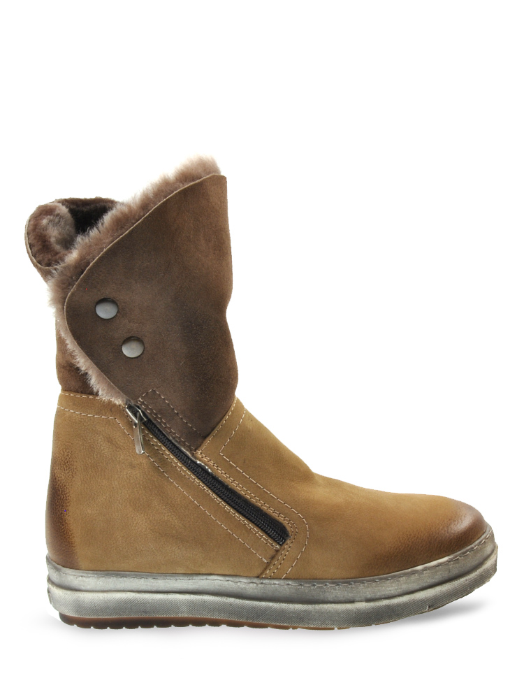 Model of women's winter sneakers brand VV-Vito