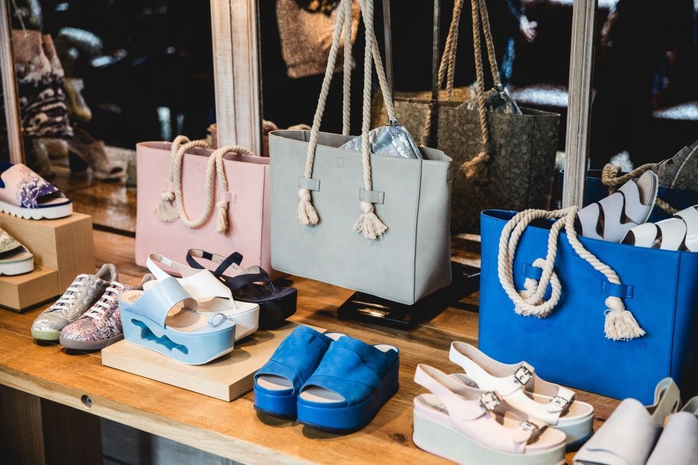 Econika and Alena Akhmadullina presented a new capsule collection of spring-summer 2016 shoes