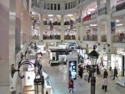 In the shopping center decreased attendance