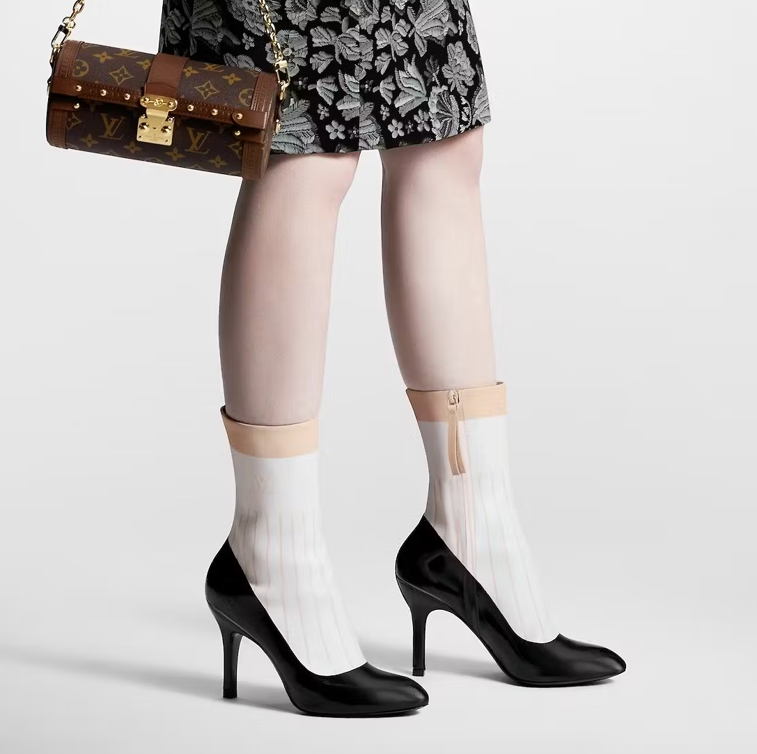 Louis Vuitton, Illusion, $2500