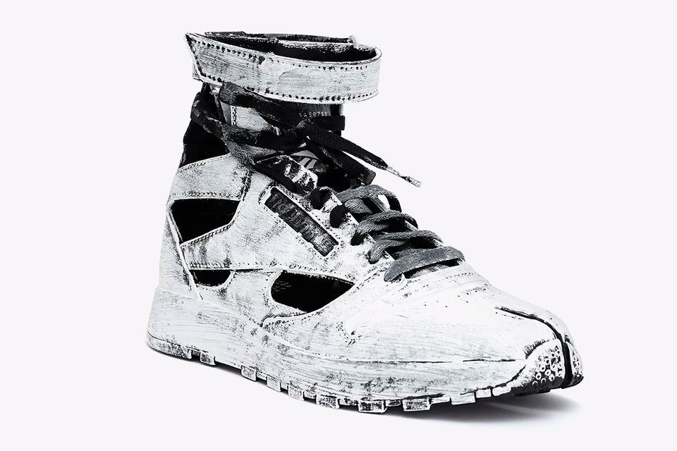 La collaborazione Rebook x Maison Margiela rivela le sneakers con punta divisa