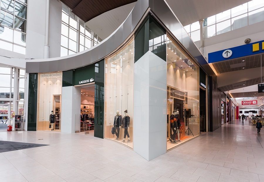 Jobtilbud nød Forstyrret Lacoste introduced an updated retail format