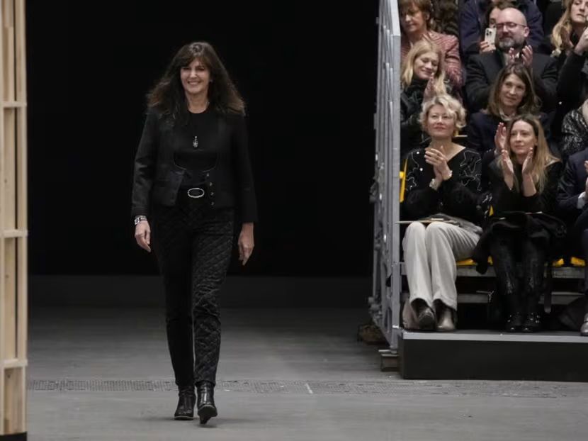 Virginie Viard deja el cargo de directora creativa de Chanel