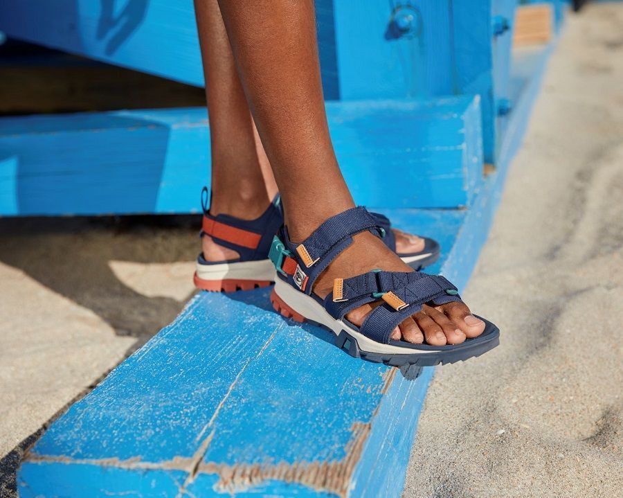 Timberland presenta nuevas sandalias y mujeres para la '22
