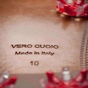 Truth and myths about Italian shoes