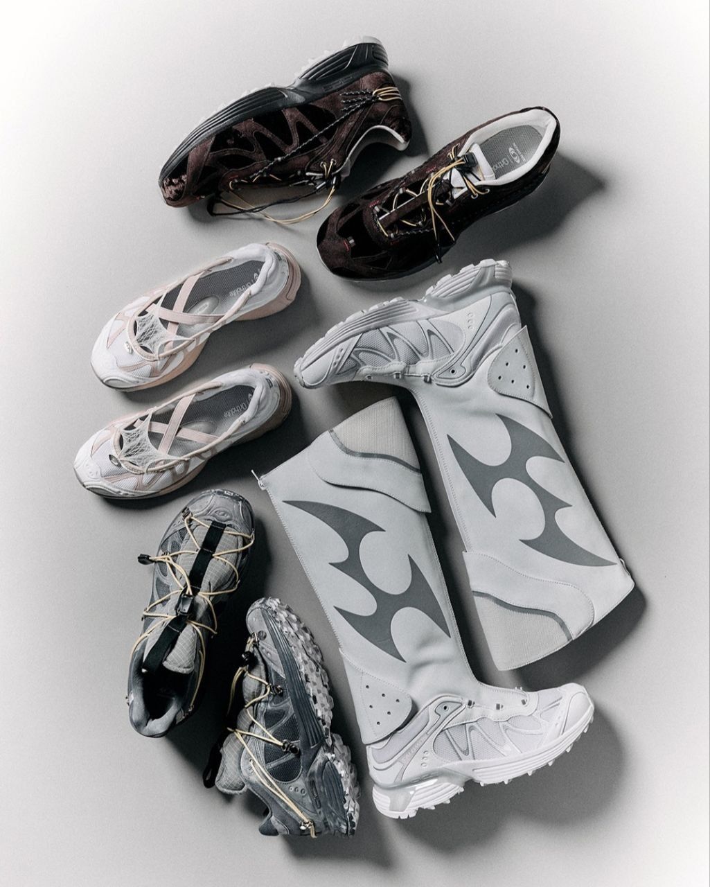 Salomon  и Hypebeast выпустили коллекцию обуви в сотрудничестве с китайскими дизайнерами