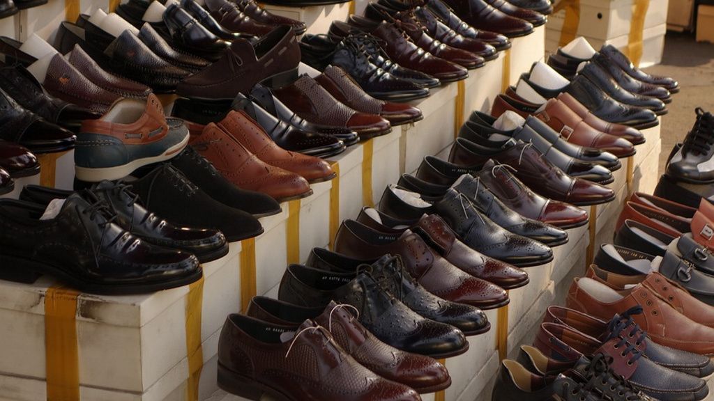 In Belarus, shoes made of genuine leather and leatherette will be put on different shelves