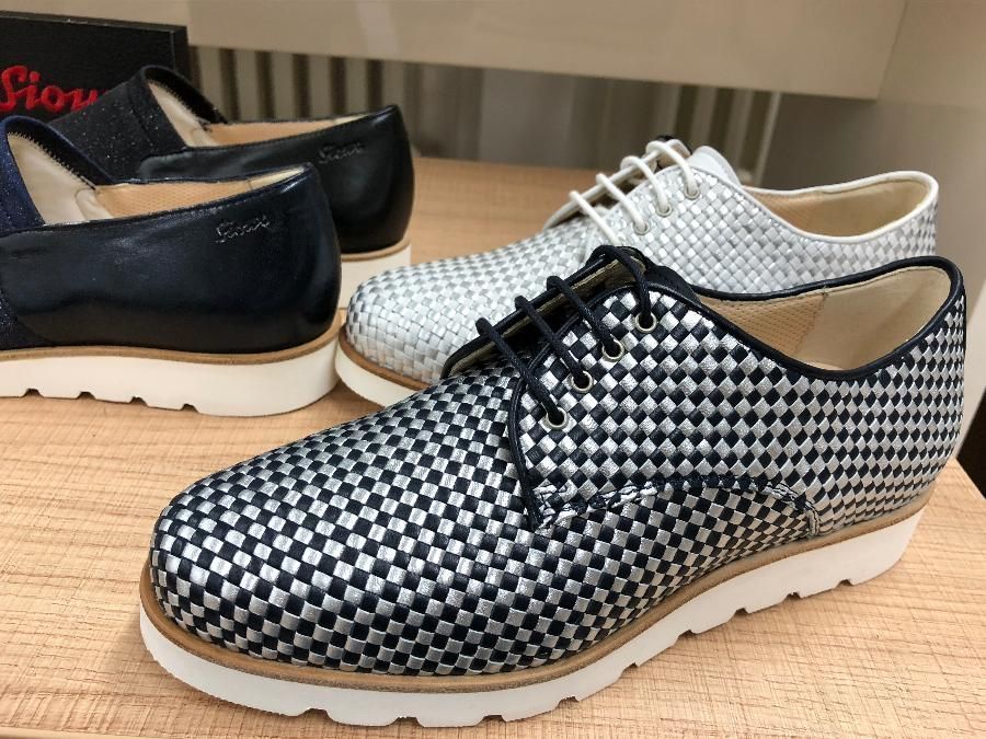 Zapatos marca la coleccion clearance