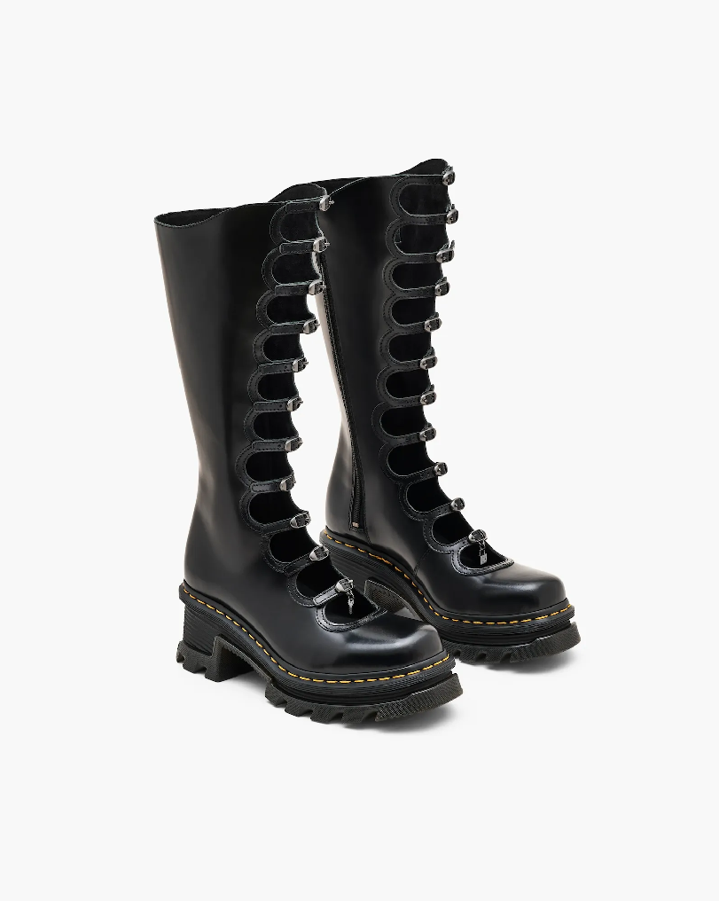 Marc Jacobs и Dr. Martens представили новую версию сапог Kiki