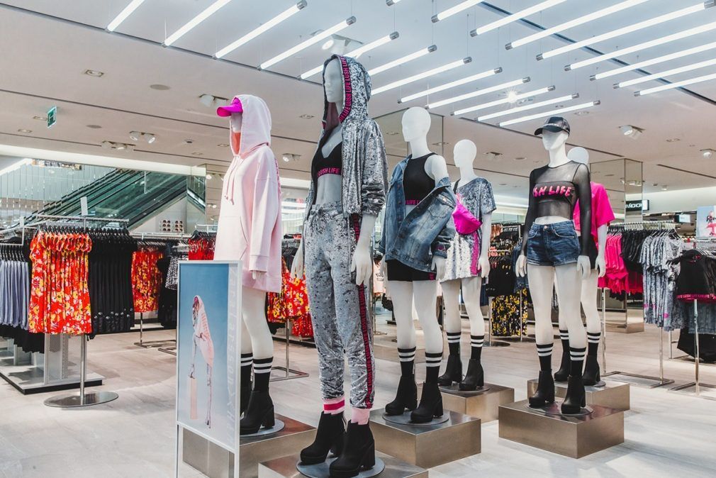 H&M is looking for options for localizing production in Russia