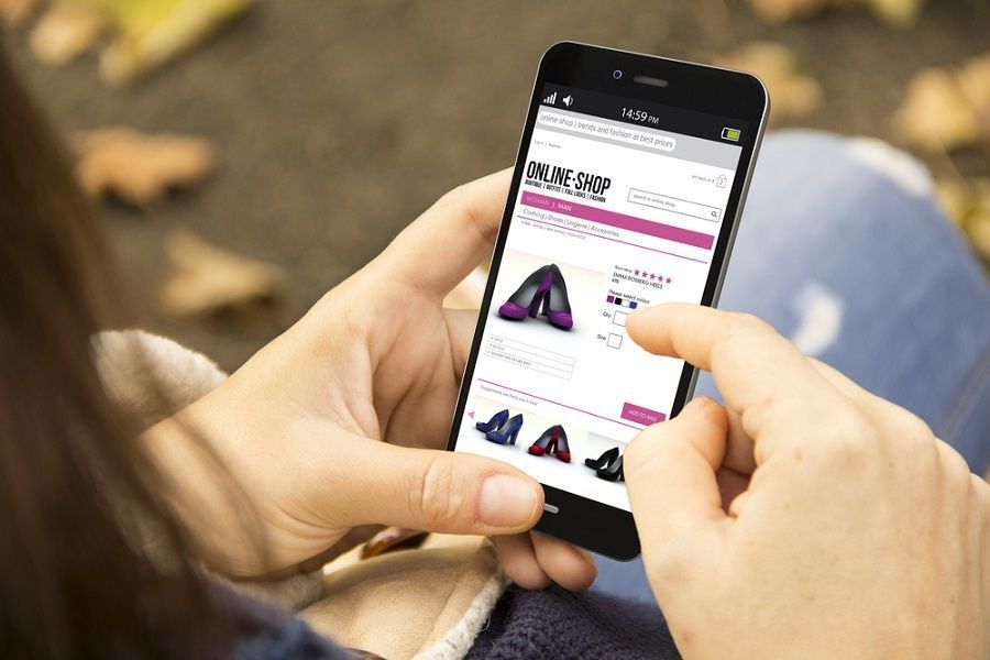 A third of online shopping in Russia is made from smartphones