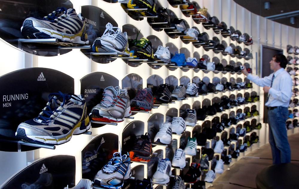 Adidas sucht Talent