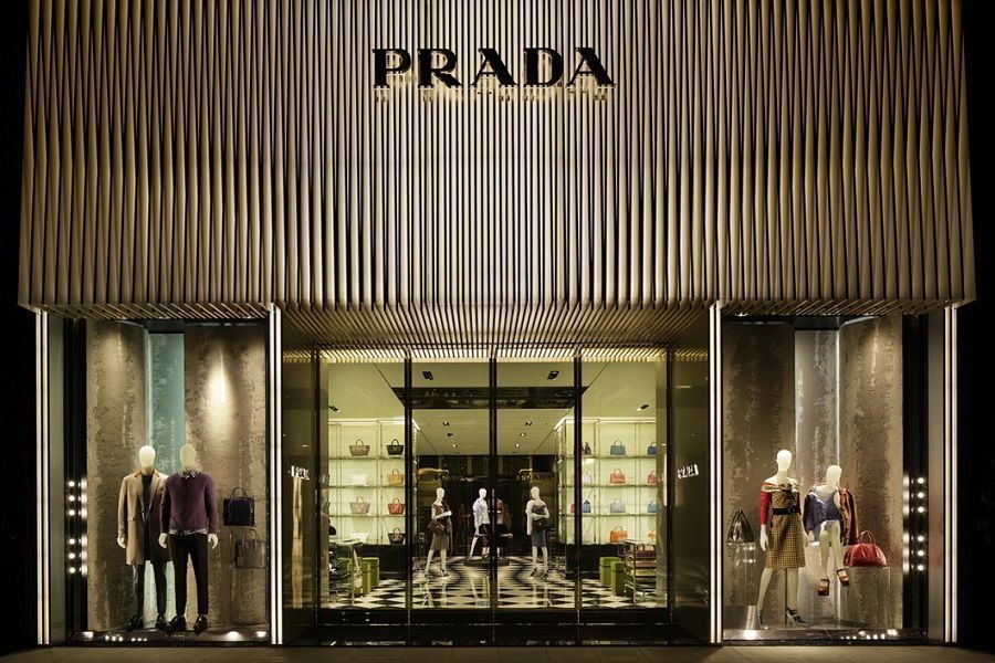 Prada отмечает двузначный рост продаж в Азии