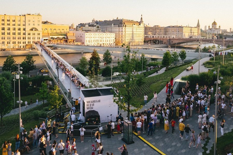 Hunderte von russischen Marken nahmen an der Moskauer Modewoche teil