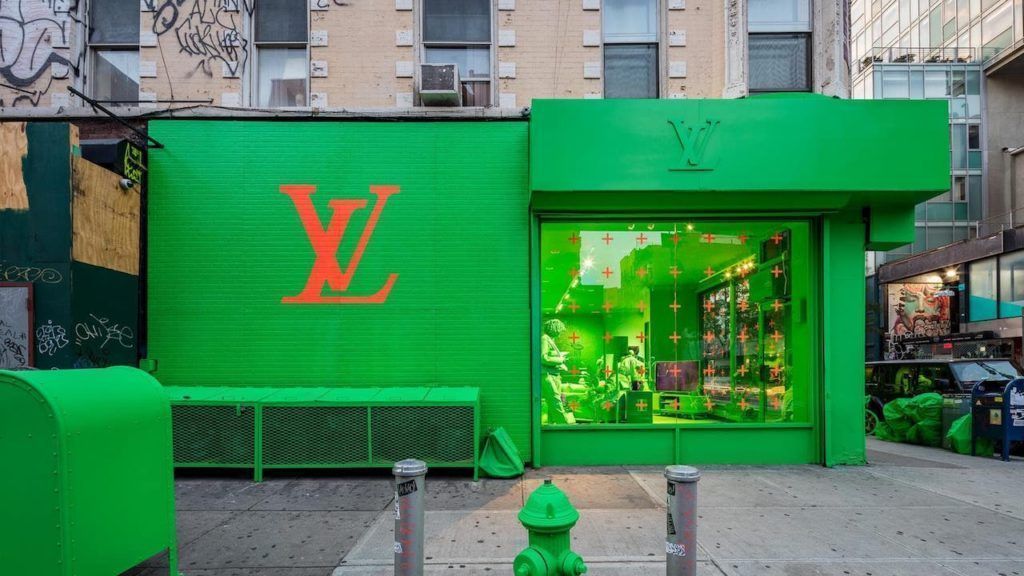 Louis Vuitton открывает зеленый поп-ап магазин в Нью-Йорке