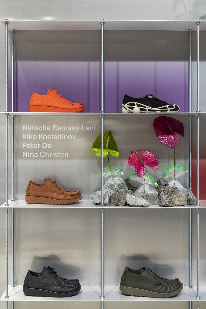 Pop-up-Raum ECCO.Kollektive im Einkaufszentrum Metropolis in Moskau