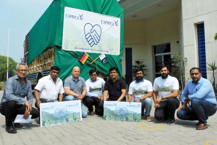 CAPRICE builds tent cities in Pakistan for 4000 people due to flooding