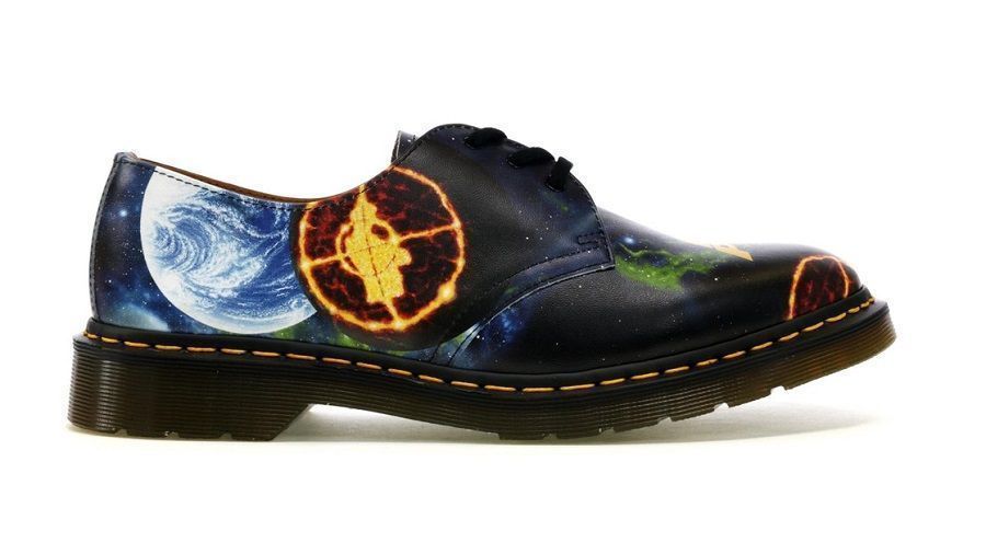 Dr. Martens  возможно подыскивают покупателя