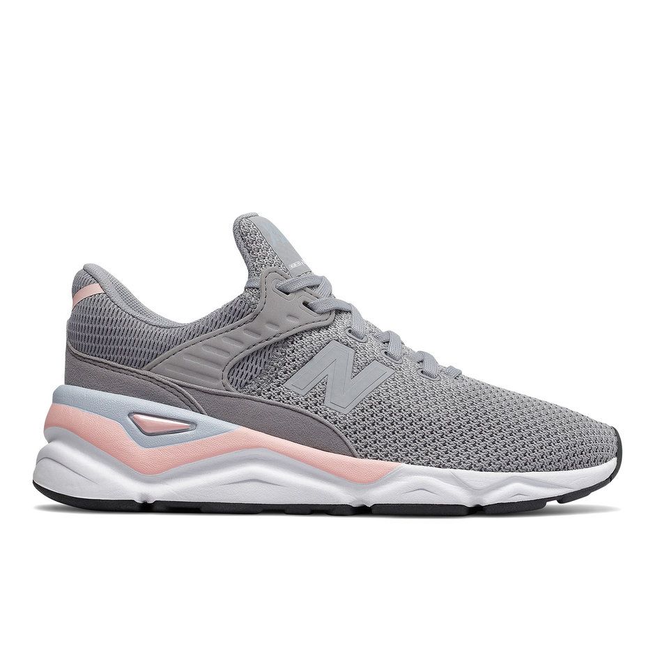 New Balance has released a new model of sneakers - X-90