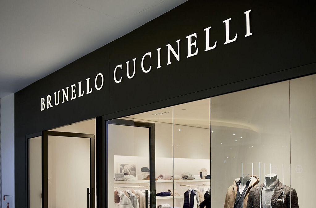 Акции Brunello Cucinelli упали на 5% в Милане после обвинений в связях с Россией