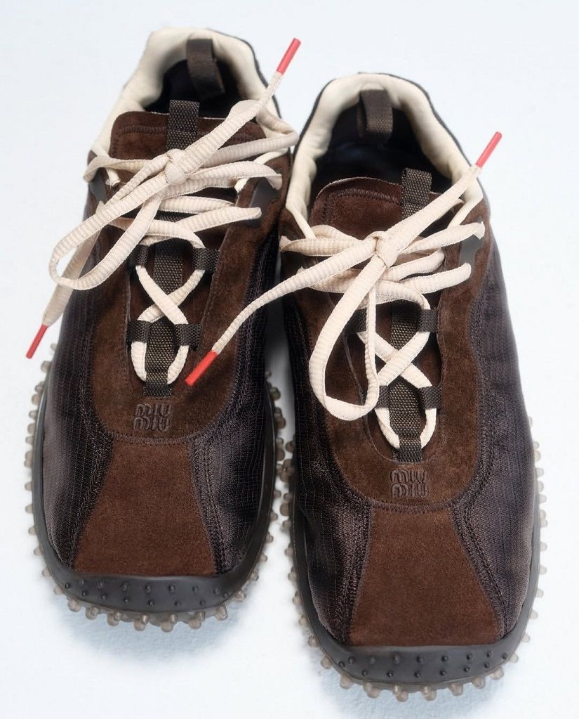 Miu Miu hat seine erfolgreichen Bubble-Sneaker für Herbst/Winter 2026 neu aufgelegt.