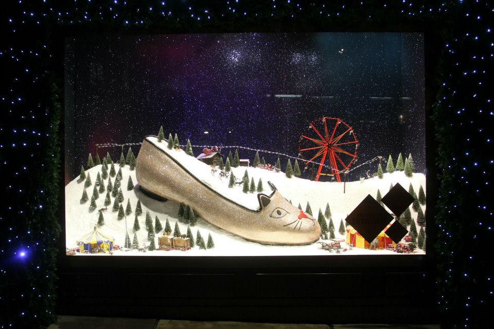 New Year's shop windows: the best ideas from experts