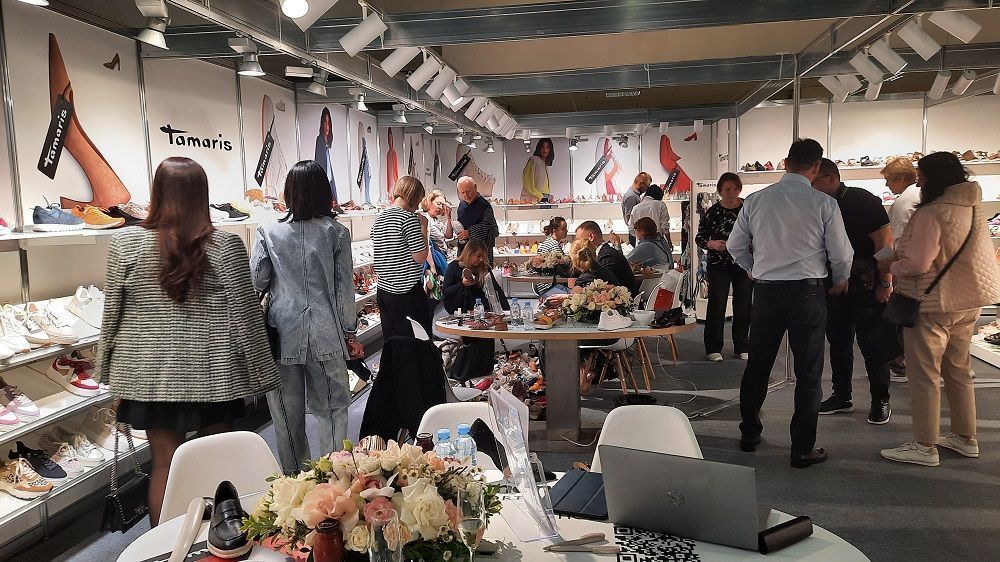 Comenzó la exposición de zapatos y bolsos Euro Shoes en Moscú