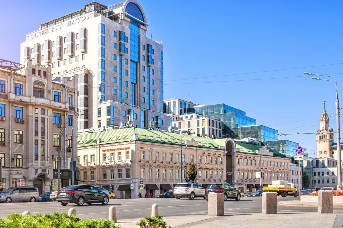 Stockmann regresará a la plaza Smolenskaya en Moscú