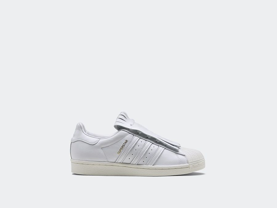 adidas gazelle silver green womens Ukraine Strong" Adidas Superstar Shoes