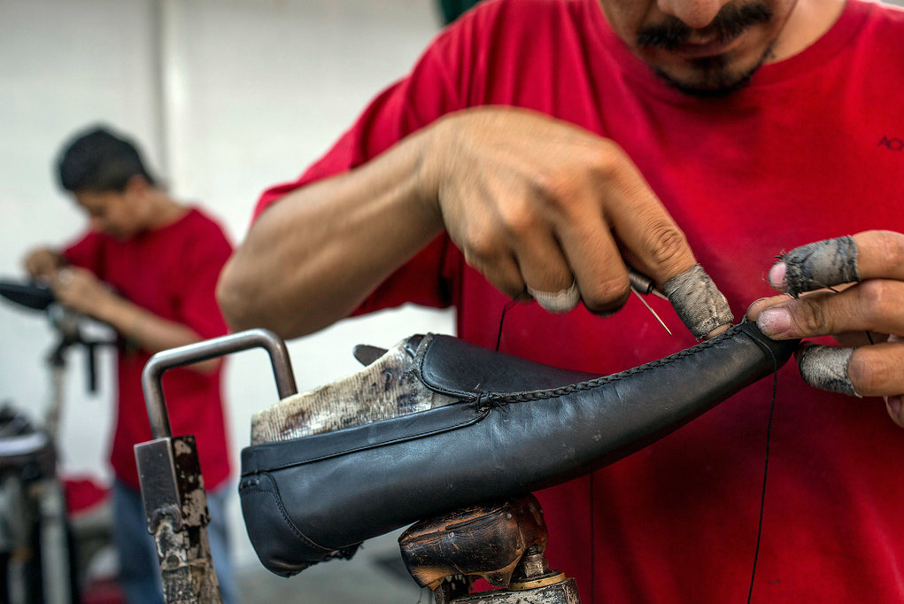 Mexico ramps up shoe exports amid US-China trade war