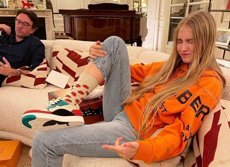 Il figlio maggiore di Natalia Vodianova ha creato il suo marchio di sneakers