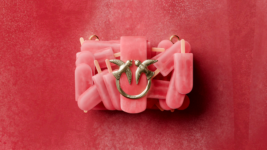 Pinko lanza la colección 'Meta Love Bag' de accesorios NFT
