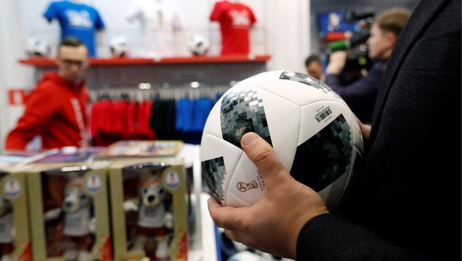 The game of emotions. What shoe retail will offer football fans