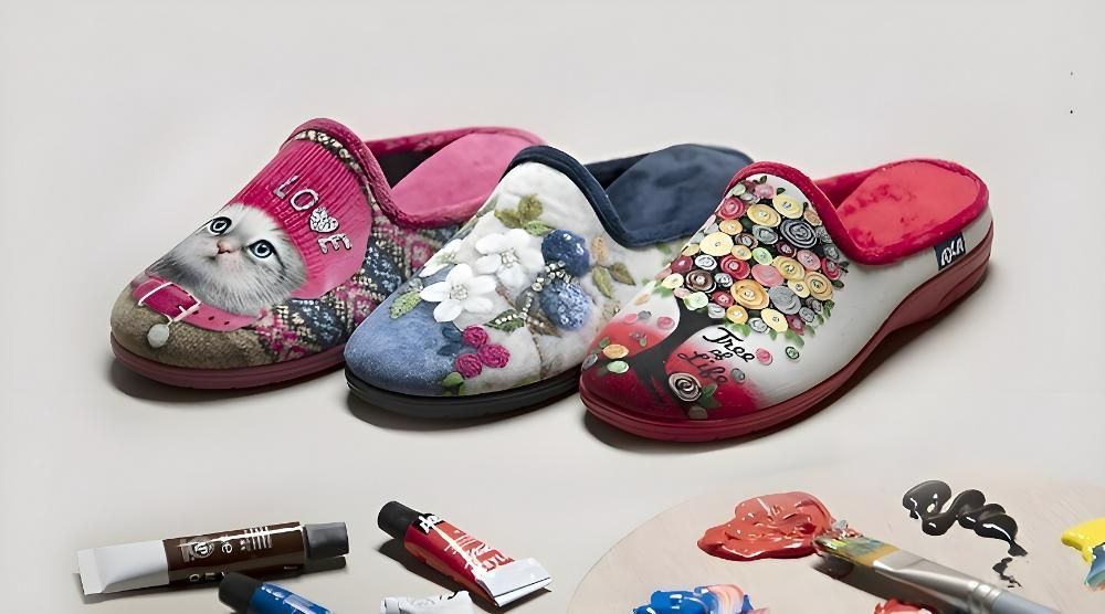 Scarpe da casa per uomo e donna AXA SHOES dall'Italia: bellezza nel comfort