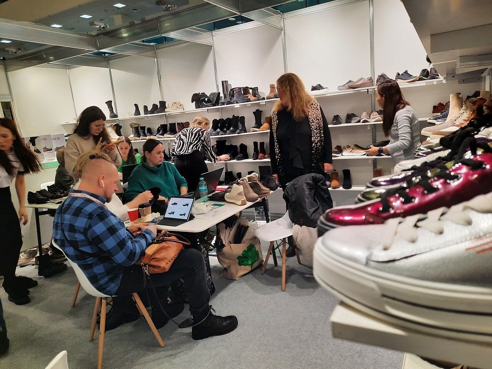 Primo giorno della fiera Euro Shoes Premiere Collecton a Mosca