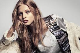 Anna Selezneva became the face of the brand Santoni