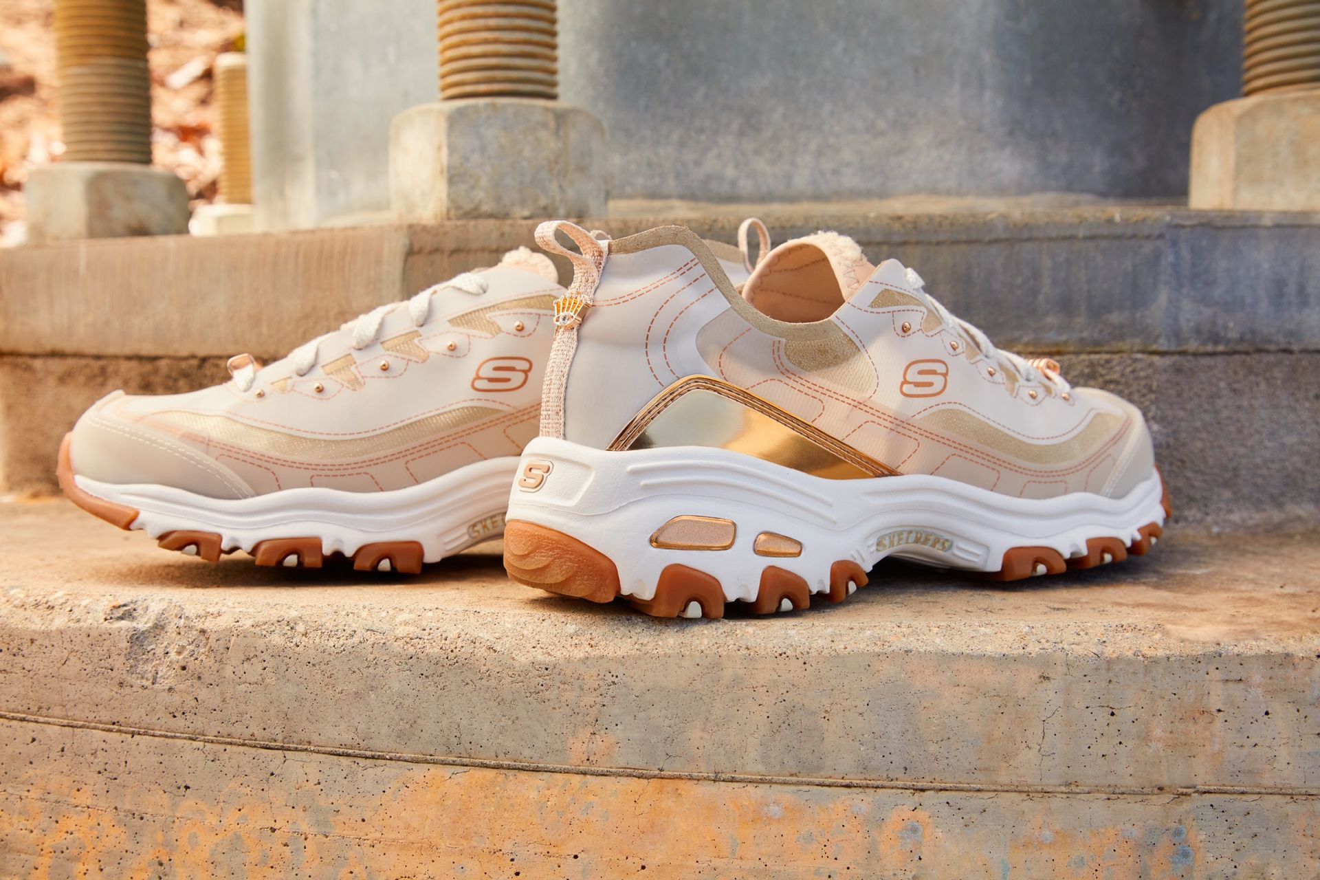 Skechers Heritage D'Lites Natural Joy