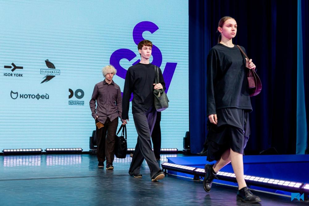 ¡El estilo de zapatos vuelve a la vanguardia! Entrevista con Egor Sorokin, finalista del concurso internacional de diseñadores de calzado y accesorios.