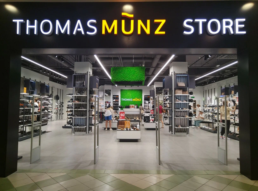 Thomas Munz will add clothes to the assortment