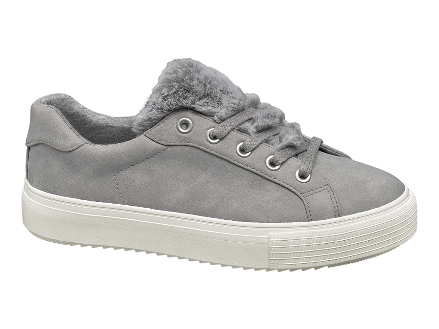 Deichmann tiene en cuenta casi todas las tendencias de calzado en