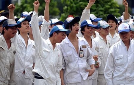 Chinese shoe factory workers on strike