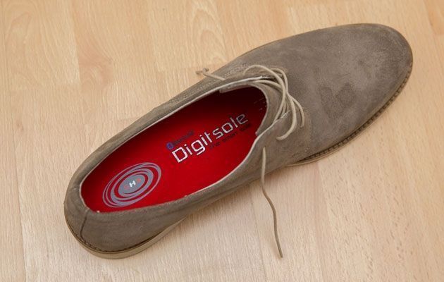 Digitstole designed warming insoles