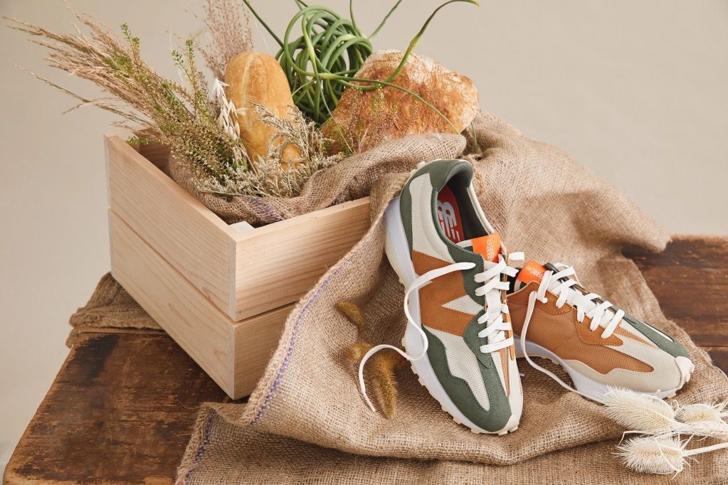 Todd Snyder x New Balance 327 Farmers Market, photo: Footwearnews.com