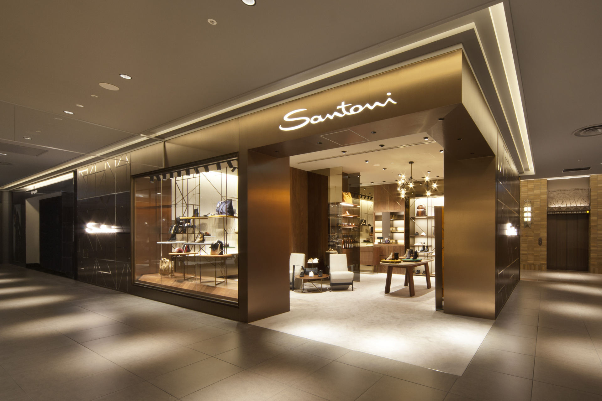 Osaka Santoni Boutique im Kaufhaus Daimaru Shinsaibashi